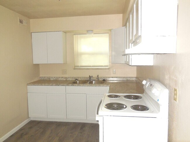 Foto del edificio - 1417 St Clair Ave