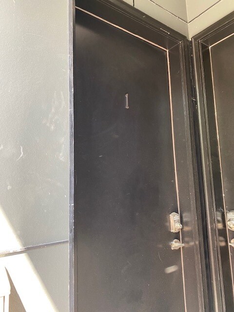 Foto del edificio - 1445 S 32nd St