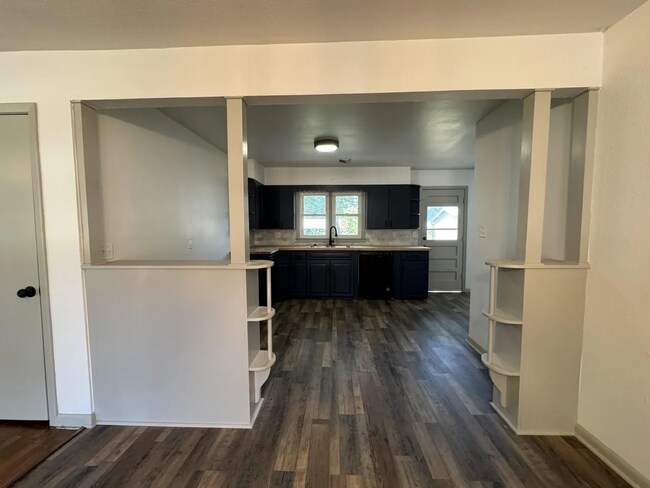 Foto del edificio - 1231 Shelden St