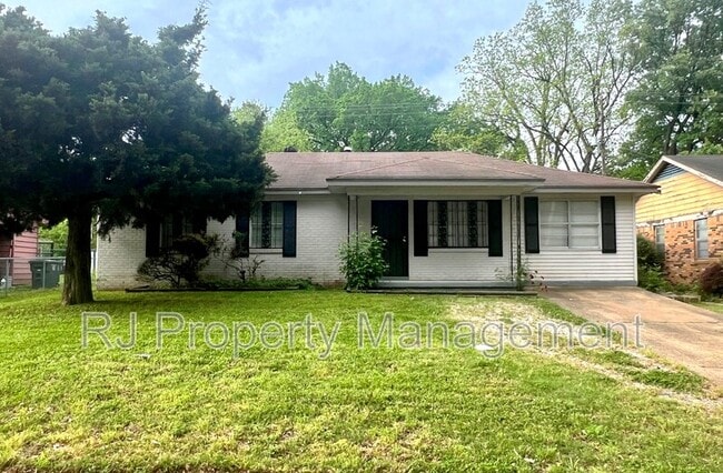 Photo - 609 Semple Ave House