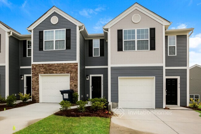 Building Photo - 11814 Brier Vlg Ln