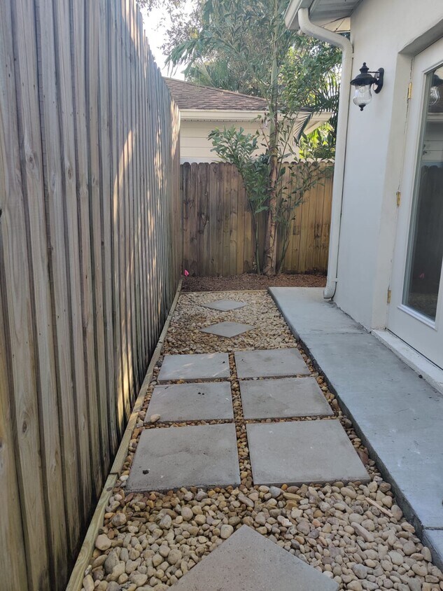 Foto principal - 3109 W Oakellar Ave