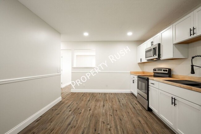 Building Photo - 7714 Nautical Way
