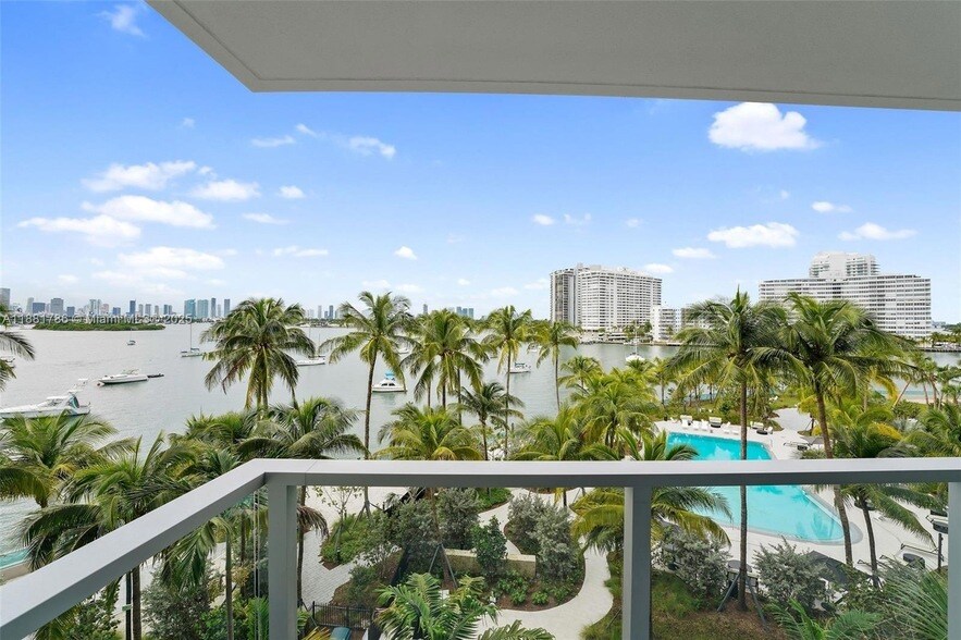 Foto principal - 1500 Bay Rd