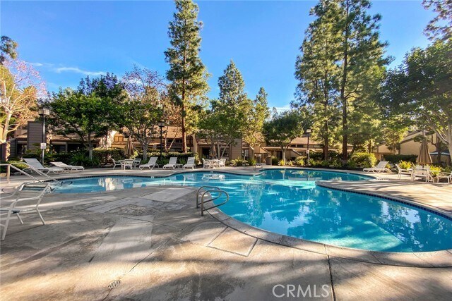 Foto del edificio - 1640 Shady Brook Dr