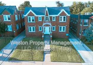 Building Photo - 711 NW 30th St