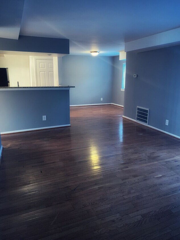 7516 Hawthorne St, Greater Landover, MD 20785 Condo for Rent in