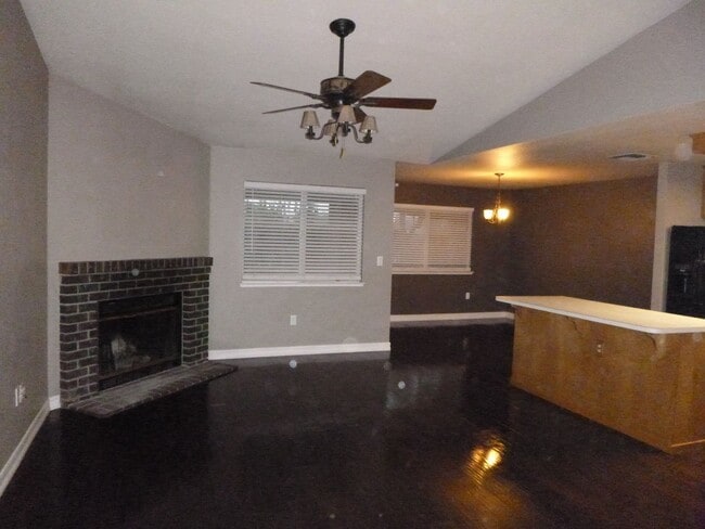 Foto del edificio - 3 bedroom house in Wheatland