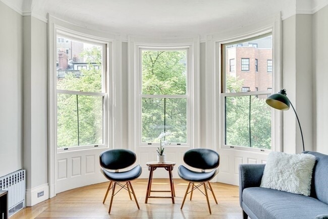 Building Photo - 259 Beacon St