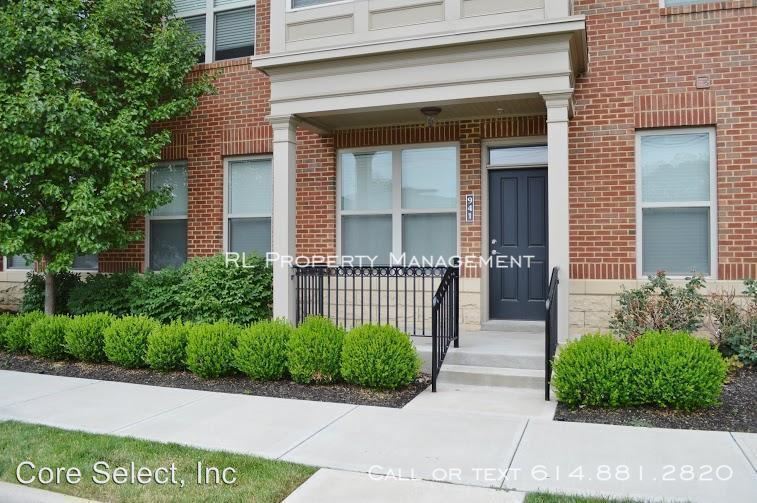 Primary Photo - 941 Ingleside Ave