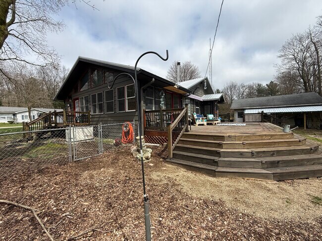 Foto del edificio - 32275 Center St