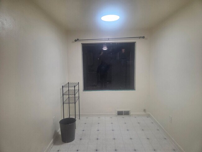 Foto del edificio - 3543 NE 93rd St