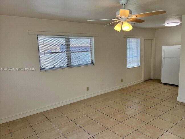 Foto del edificio - 2910 NW 92nd St