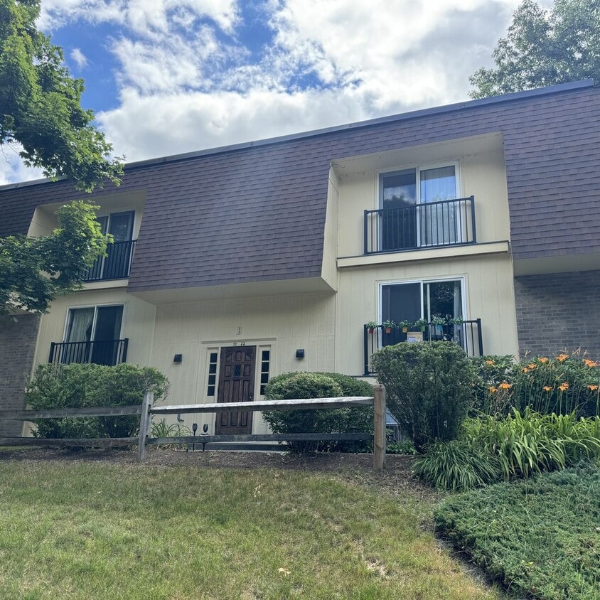 2 bedroom, 1 bathroom in West Lebanon - 2 bedroom, 1 bathroom in West Lebanon