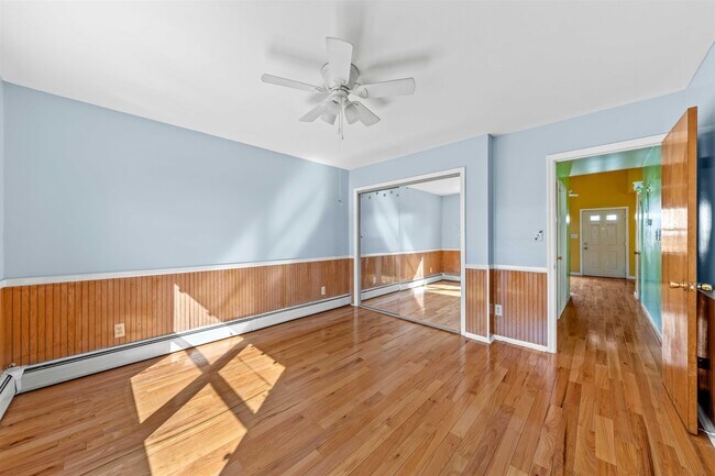 Building Photo - 208 McAdoo Ave