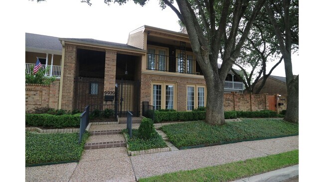 Foto del edificio - 9939 Kemp Forest Dr