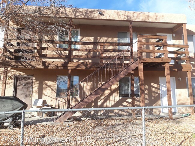 Building Photo - 3200 Lafayette Dr NE