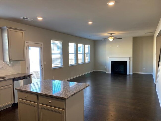 Building Photo - 7222 Gladstone Cir