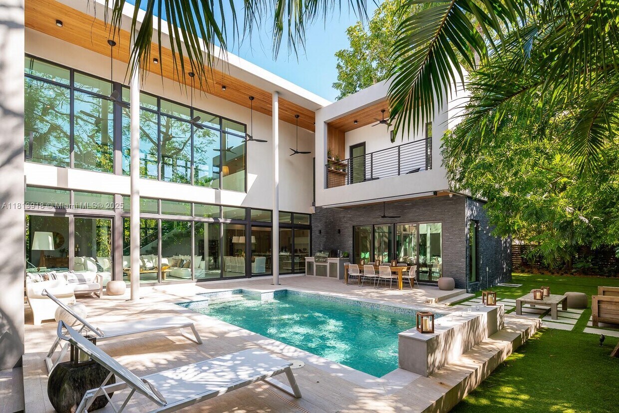 Foto principal - 4094 Park Ave