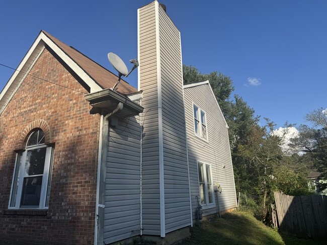 Building Photo - Beautiful House in Duluth GA