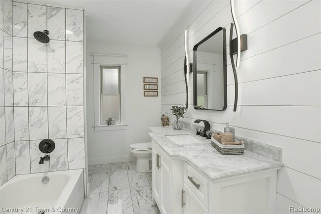 Foto del edificio - 28588 Pierce St
