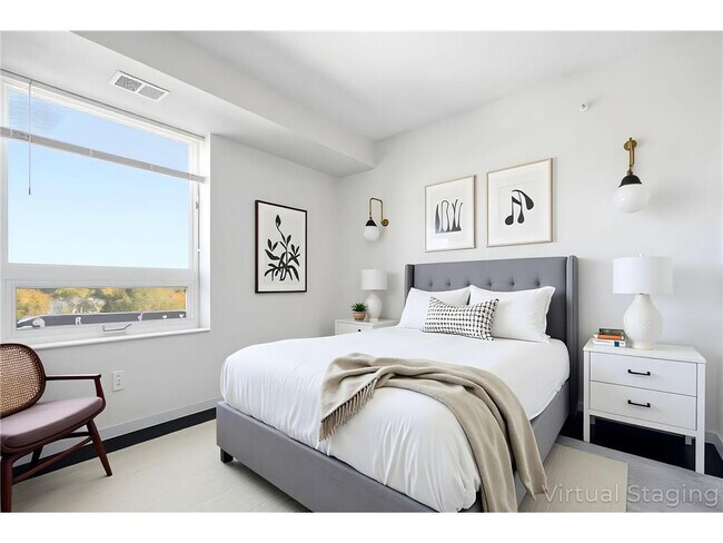 Foto del edificio - 2318 Jefferson St NE