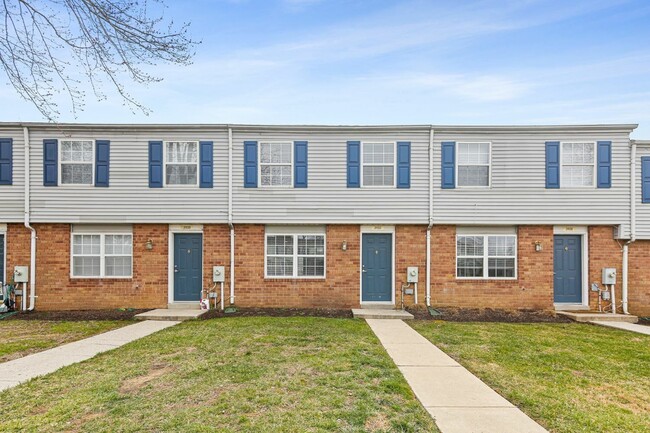 Townhome Exterior - Village Of Carrollwood