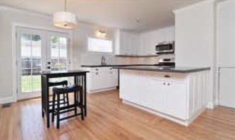 Interior Photo - 702 Clara Dr