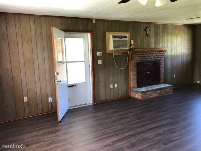 Building Photo - 2 br, 1 bath House - 1621 Cunnigen St.