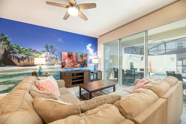 Building Photo - 1602 Carey Palm Cir