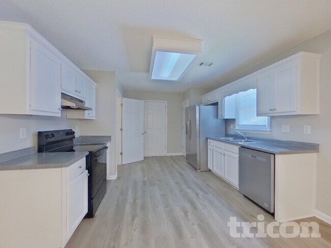 Foto del edificio - 3560 TraddSprings Way