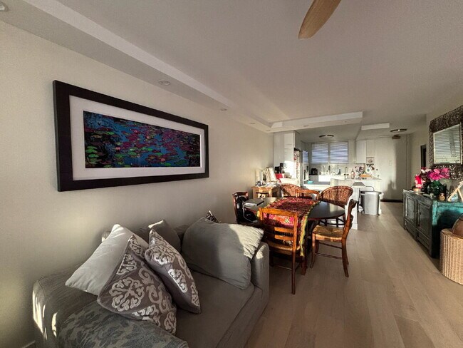 Building Photo - Fully Furnished Executive Condo Rental 2br/2ba/1pkg - Waikiki