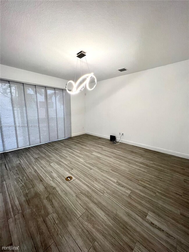 Building Photo - 4 br, 2.5 bath House - 20909 NW 1st Ct