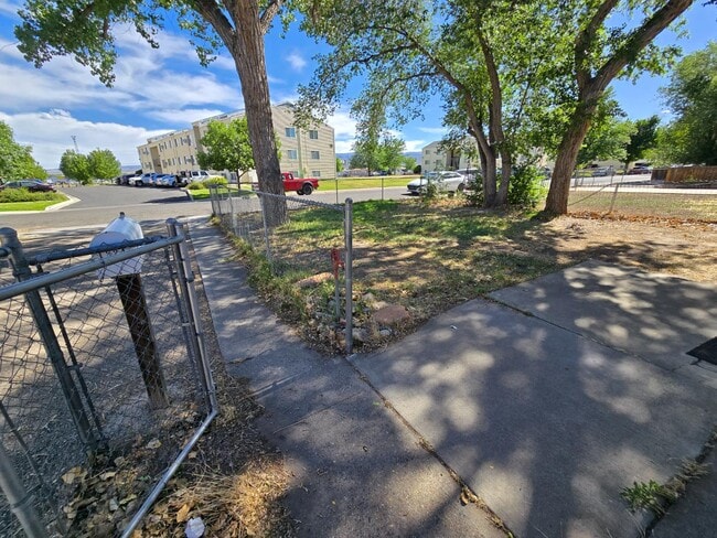 Photo - 1824 Rood Ave House