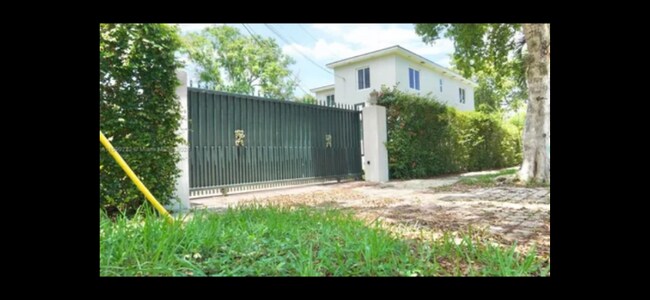 Foto del edificio - 1252 SW 13th Ave