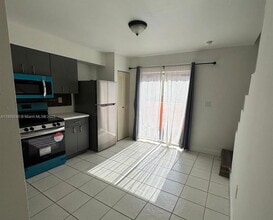 Building Photo - 14910 SW 82nd Terrace