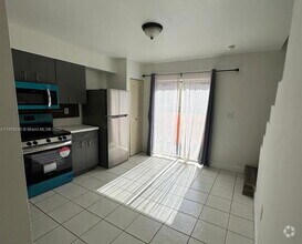 Building Photo - 14910 SW 82nd Terrace