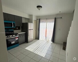 Building Photo - 14910 SW 82nd Terrace