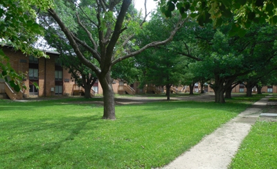 Foto del edificio - Hickory Court Apartments