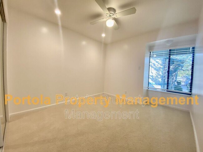 Foto del edificio - 1925 46th Ave