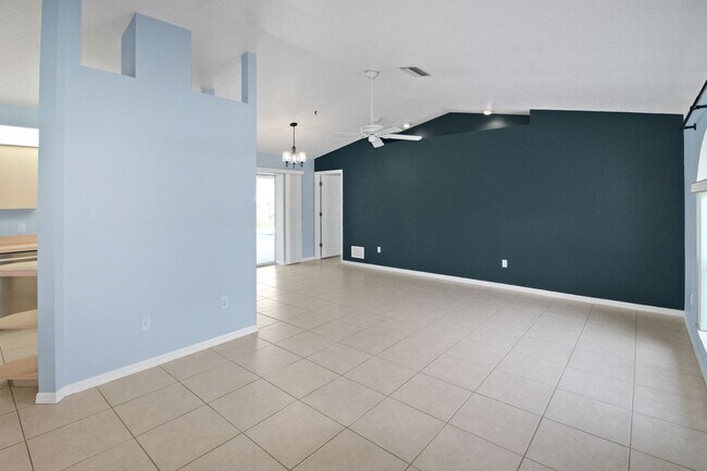 Foto del edificio - Overbrook Gardens Annual Pool Home for Rent
