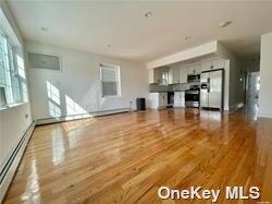 Foto del edificio - 3 bedroom in Arverne NY 11692