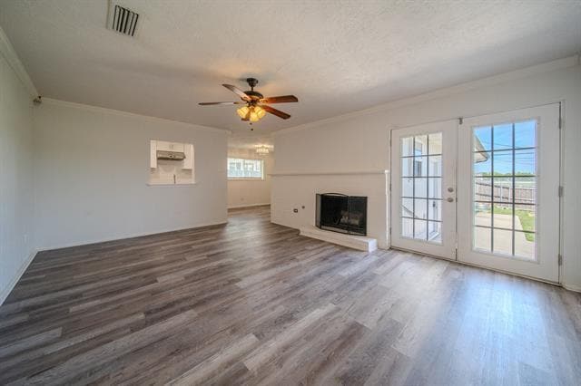 Foto del edificio - 2513 Belhaven Dr