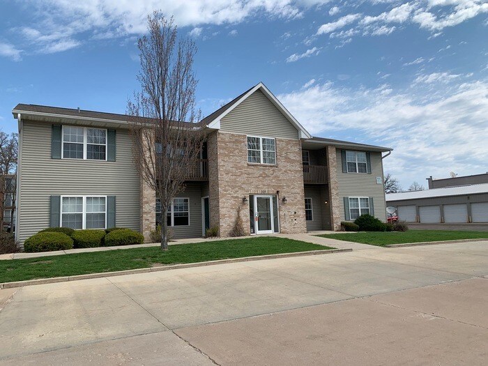 Primary Photo - Apartment near Metro Centre