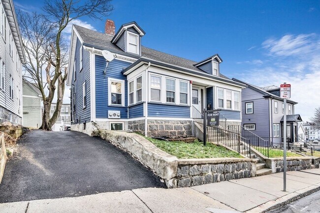 Photo - 13 Blakeville St Apartment