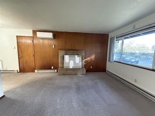 Foto del edificio - 163 NE Lincoln Ct