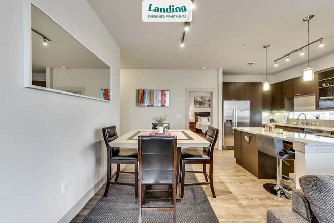 Foto del edificio - 110 W CityLine Dr