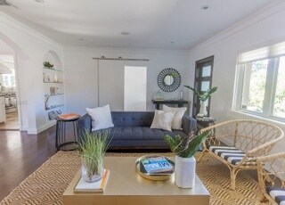 Foto del edificio - 630 NE 52nd St
