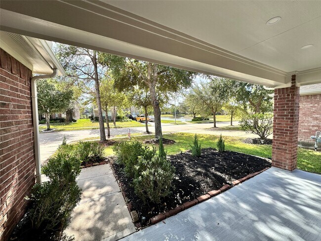 Foto del edificio - 17422 Bending Post Dr