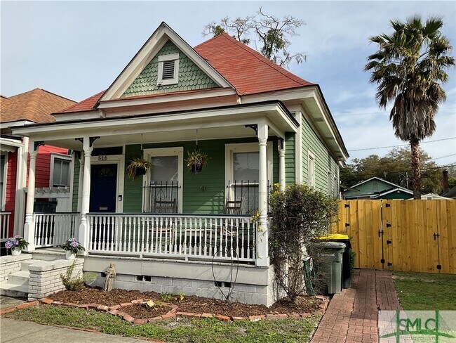 Foto del edificio - 516 E 38th St